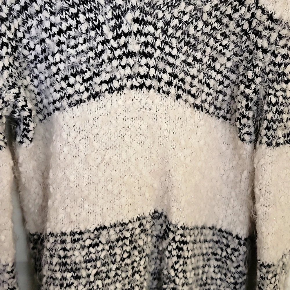 Justice Girls Hooded Sweater Black White Stripes V Neck Size 8